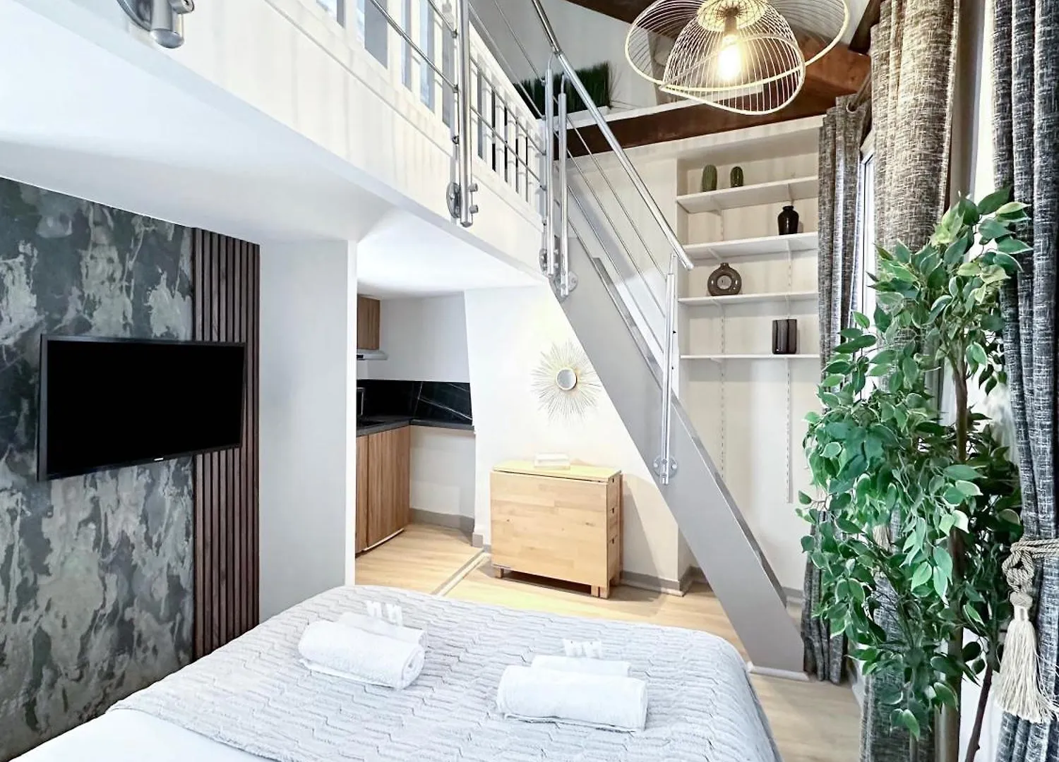 Apartament Stylish Duplex In Front Of Buttes-Chaumont Paryż